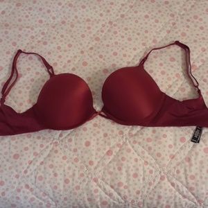 Red Victoria's Secret Bombshell Bre